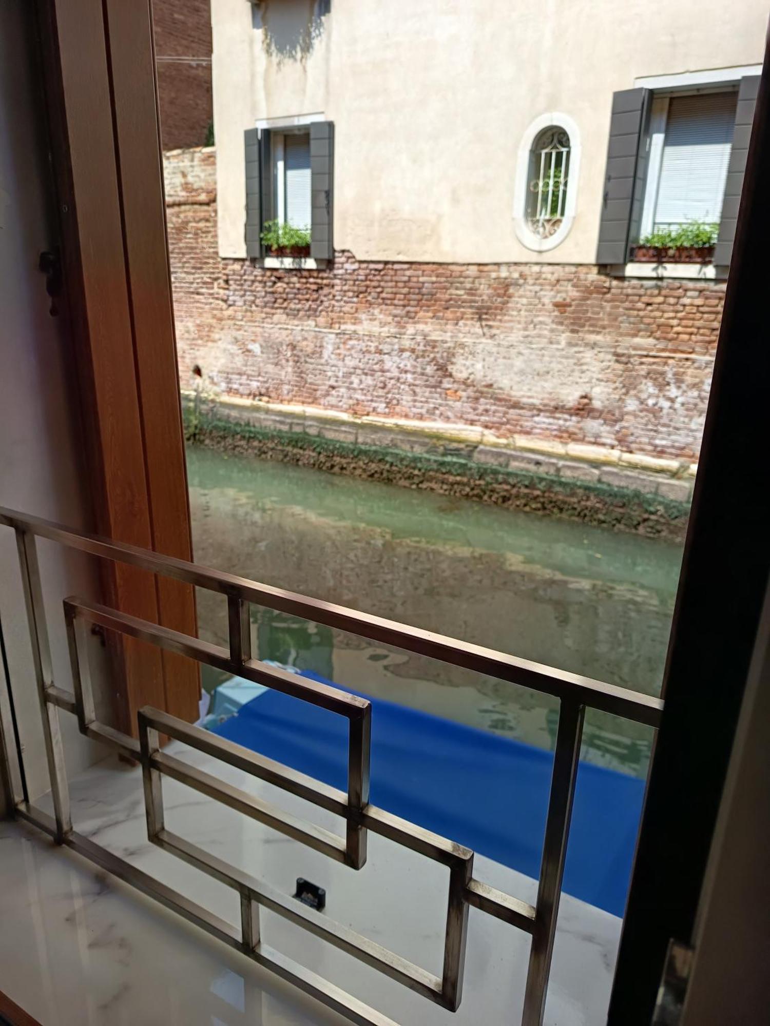 Ca Lucia Canal View Venice Luaran gambar